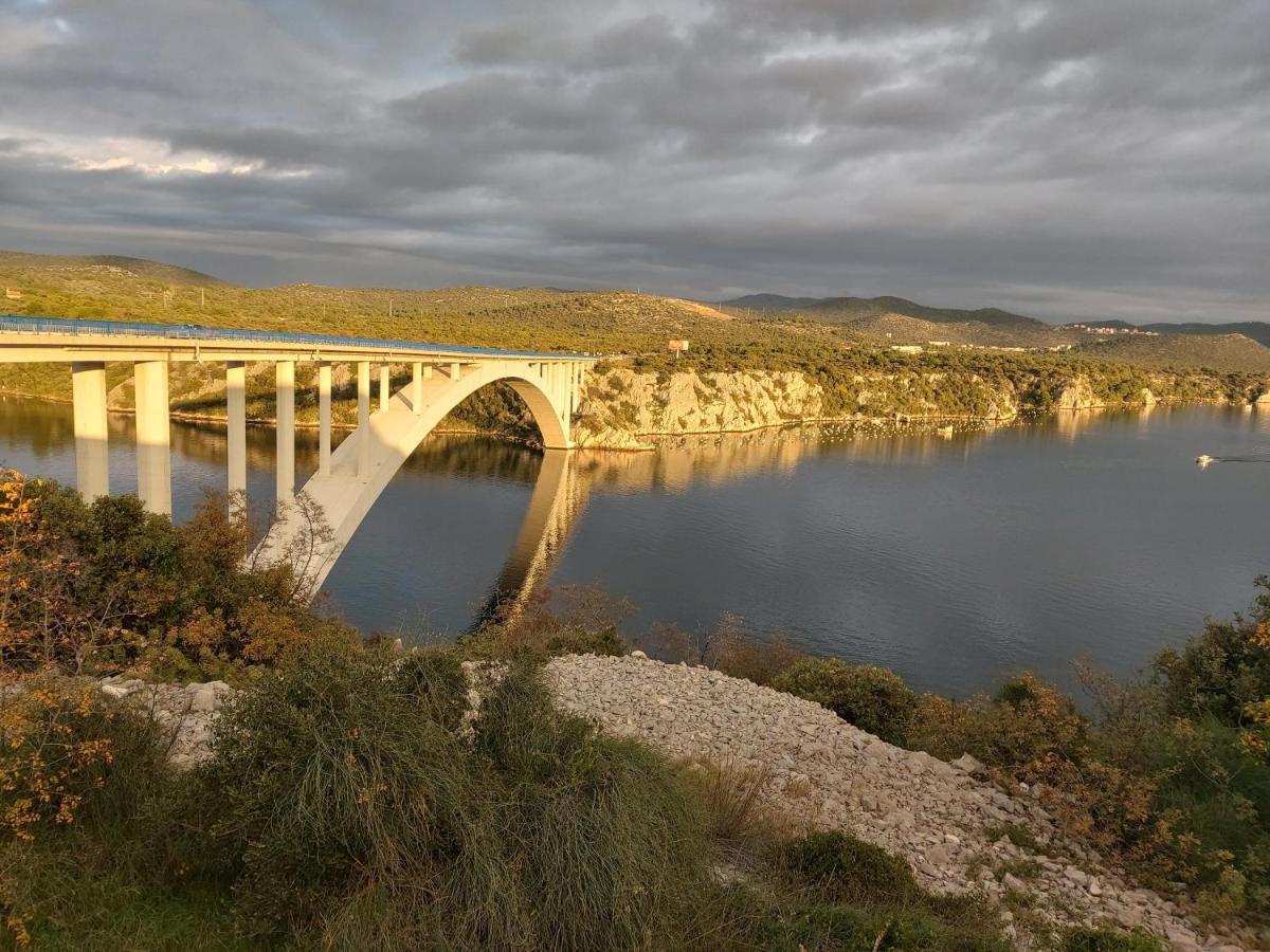 Apartman Arija-Pino Vodice Kültér fotó