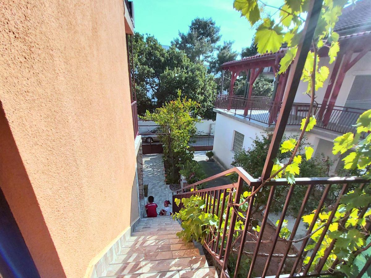 Apartman Arija-Pino Vodice Kültér fotó